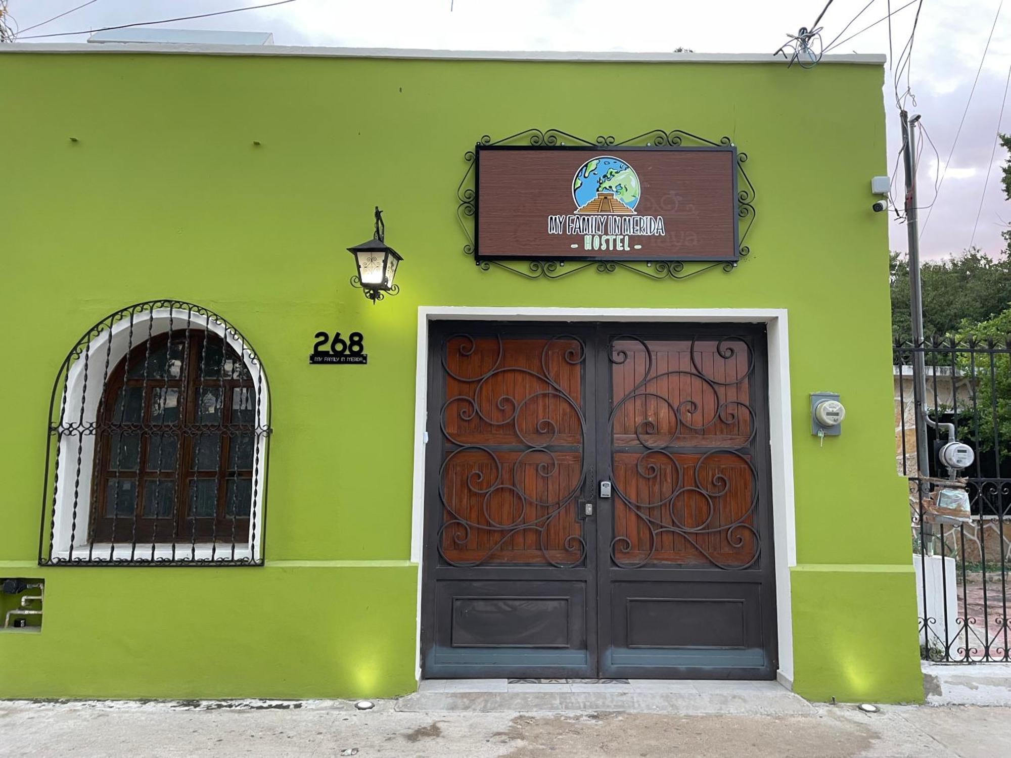 Hostal My Family In *